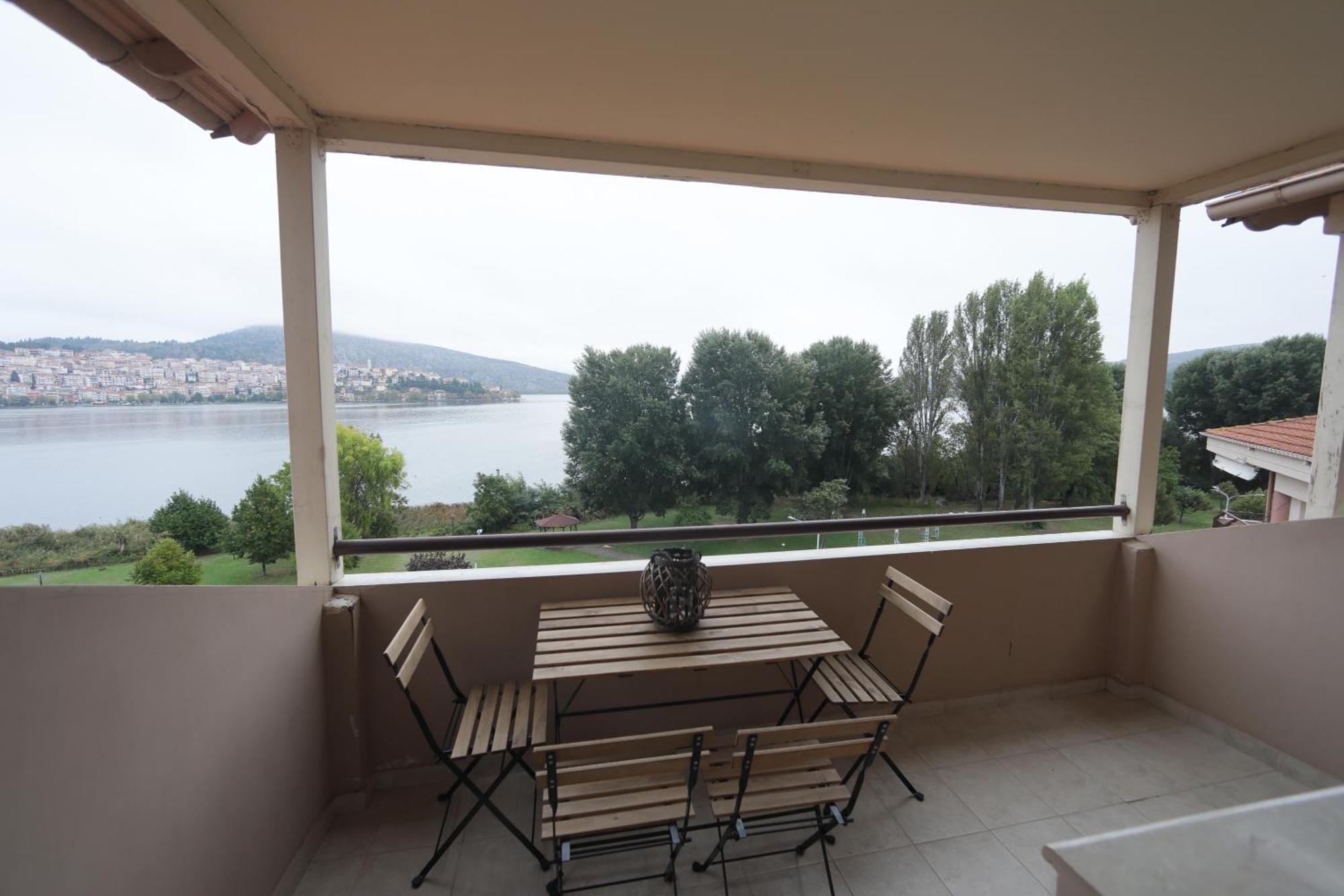 Lida'S Apartment Lake View Kastoria Exterior photo